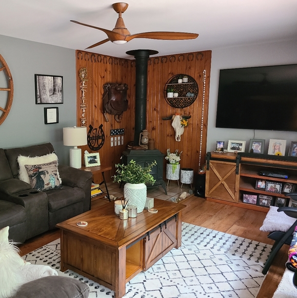 Eclectic name brand items galore! xo - Picture 2 of 3